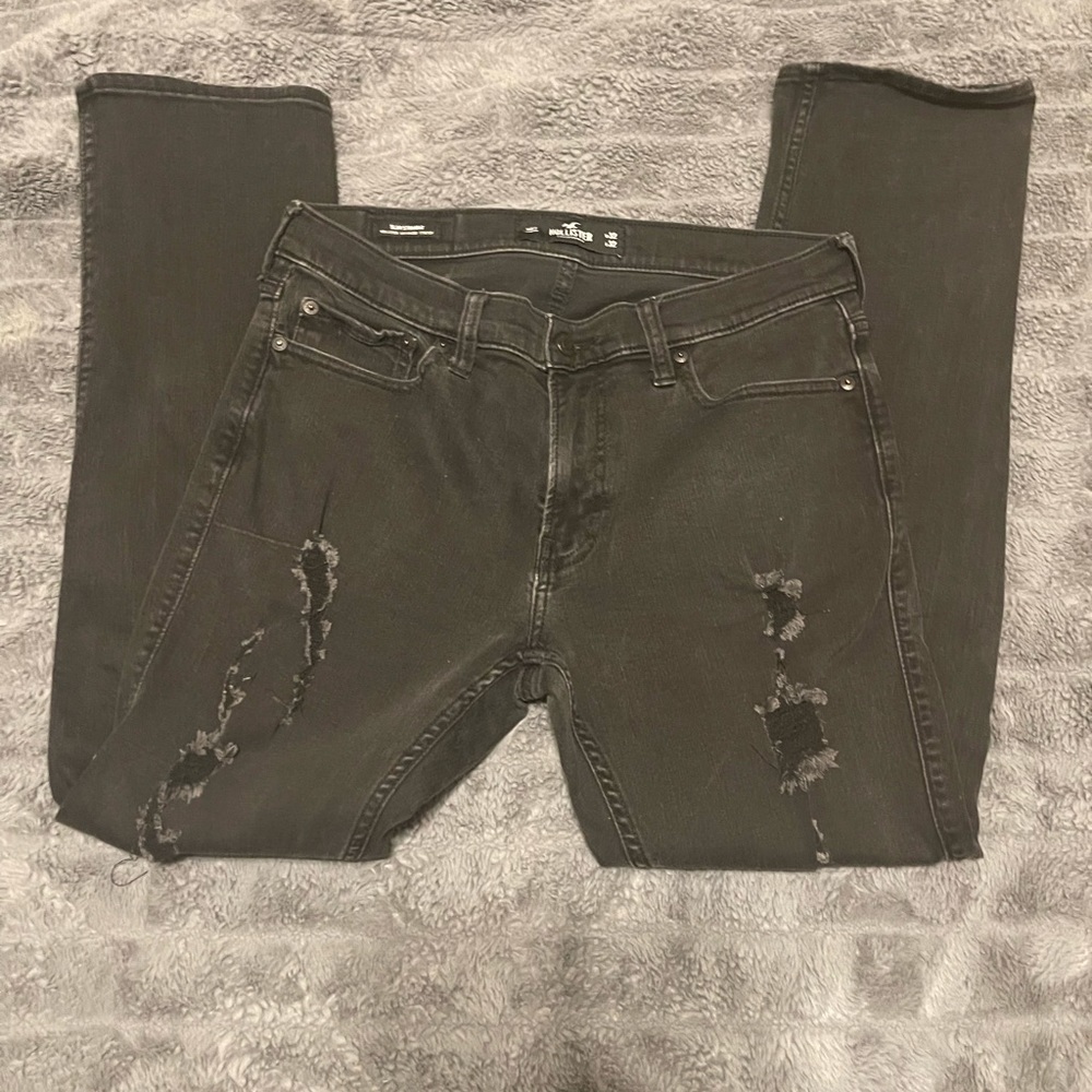 Hollister Black Denim Jeans Ripped 32 x 32 Slim Straight